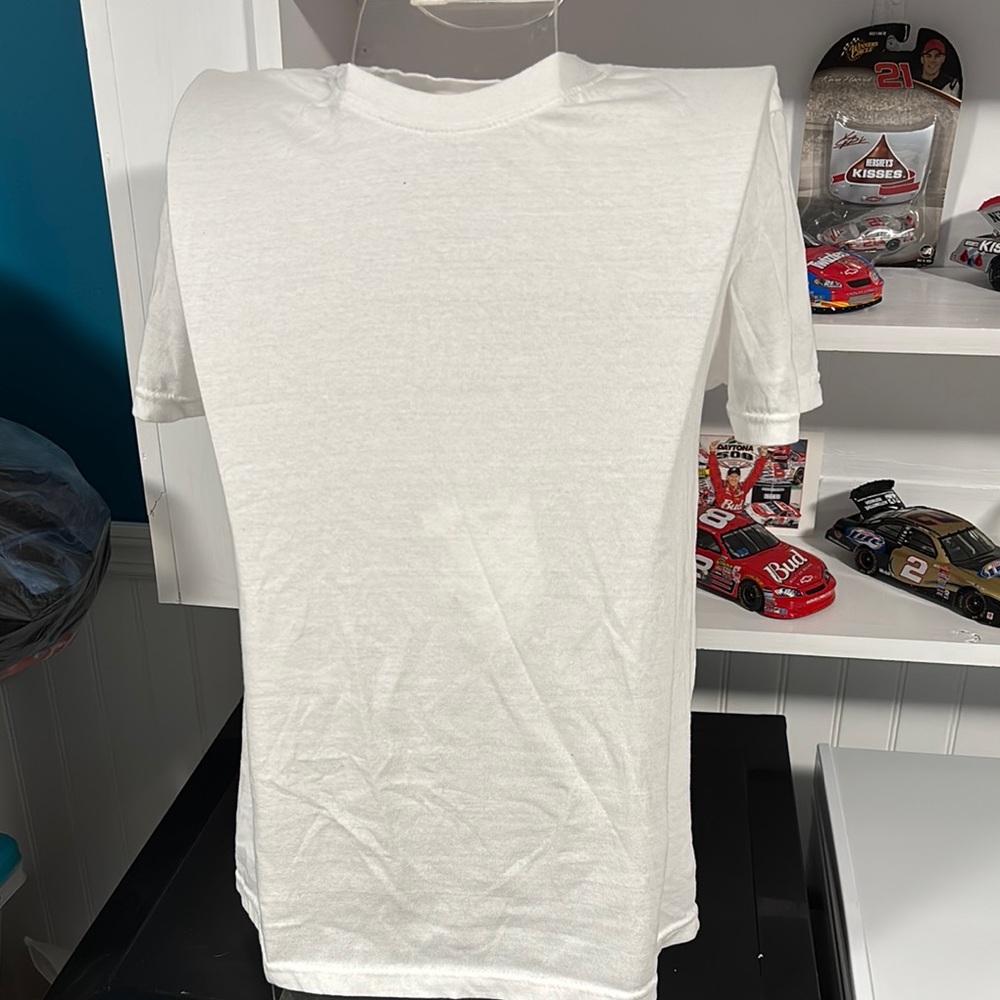 Levi’s Classic White Men's T-Shirt size Medium